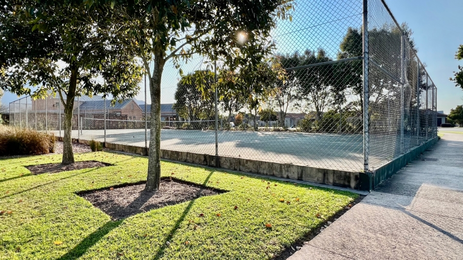 3 Bedroom Property for Sale in Earls Court Lifestyle Estate Western Cape